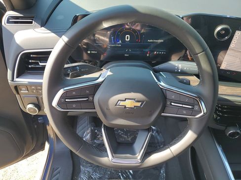 New 2026 Chevrolet Suburban LS image 26