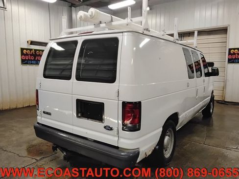 Used 2006 Ford E-150 and Econoline 150 RWD image 3