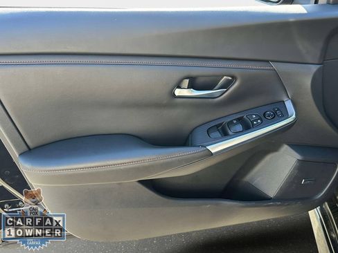 Used 2024 Nissan Sentra SR w/ SR Premium Package FWD image 20