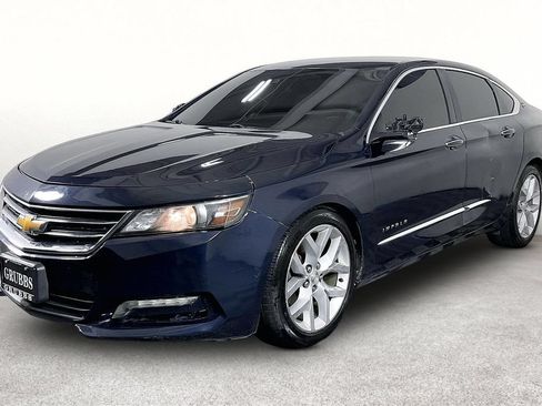 Used 2016 Chevrolet Impala LTZ FWD image 13