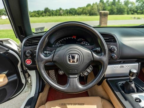 Used 2004 Honda S2000 image 62