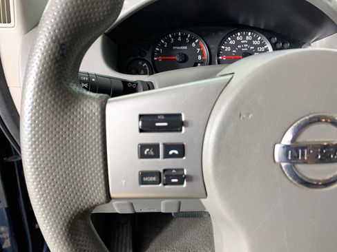 Used 2016 Nissan Frontier SV image 19