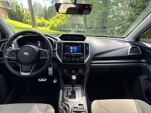 Used 2018 Subaru Impreza 2.0i Premium AWD/4WD image 12