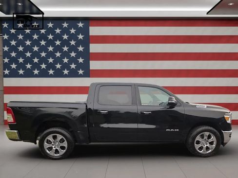 Used 2019 RAM 1500 Big Horn AWD/4WD image 4