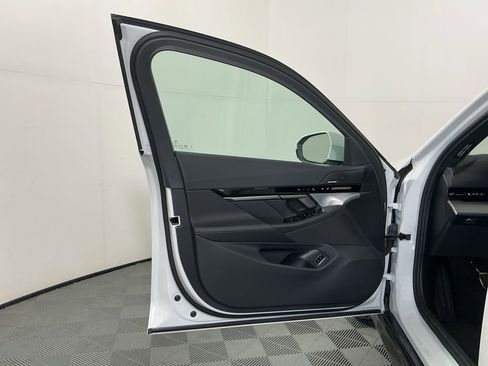 New 2026 BMW 530i w/ M Sport Package RWD image 19