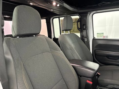 Used 2024 Jeep Wrangler Unlimited Sport AWD/4WD image 28