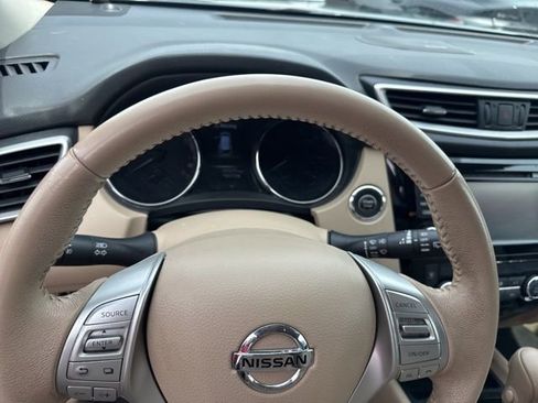 Used 2015 Nissan Rogue SL w/ SL Premium Package image 10