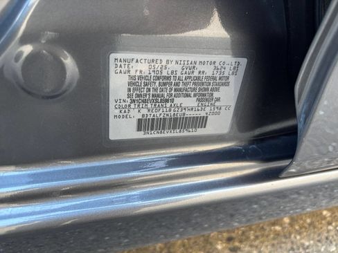 Used 2025 Nissan Versa SV FWD image 22