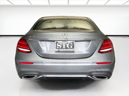 Used 2020 Mercedes-Benz E 350 Sedan image 5