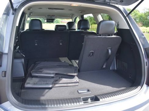 Used 2024 Kia Telluride LX AWD/4WD image 18