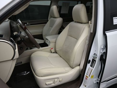 Used 2019 Lexus GX 460 Luxury AWD/4WD image 18
