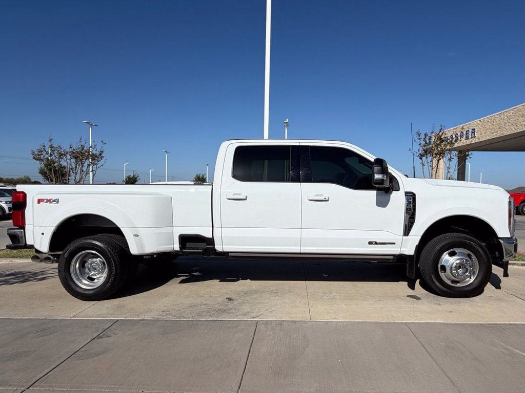 Used 2024 Ford F350 Lariat w/ FX4 Off-Road Package AWD/4WD image 20