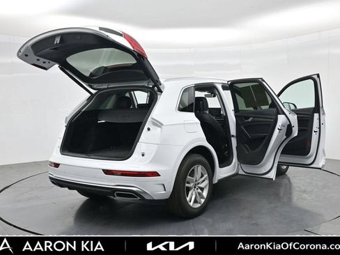 Used 2023 Audi Q5 2.0T Premium w/ Convenience Package AWD/4WD image 37