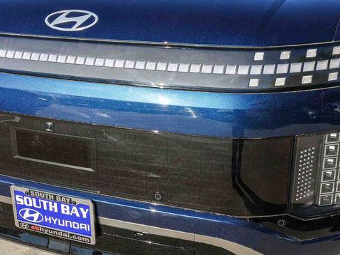 New 2026 Hyundai Ioniq 9 Calligraphy image 11