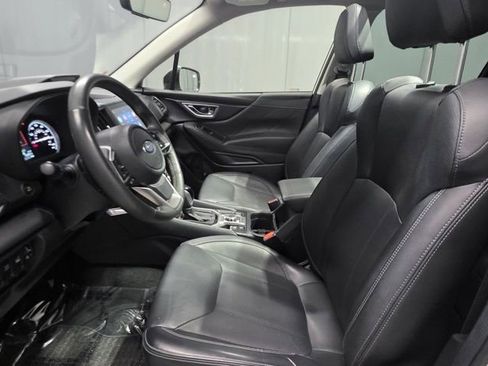 Used 2023 Subaru Forester Touring AWD/4WD image 17