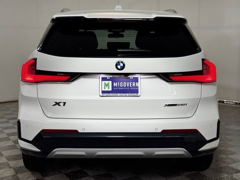 Used 2023 BMW X1 xDrive28i w/ Convenience Package image 5