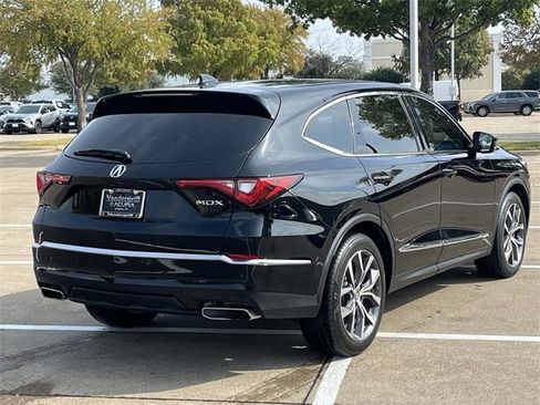 Certified 2023 Acura MDX FWD w/ Technology Package image 4