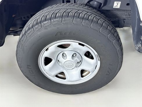 Used 2019 Toyota Tacoma SR w/ SR Convenience Package image 35