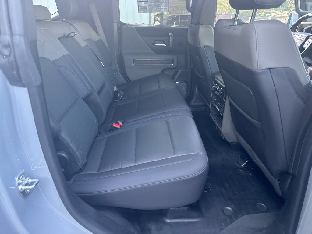 Used 2025 GMC Hummer EV 3X AWD/4WD image 29