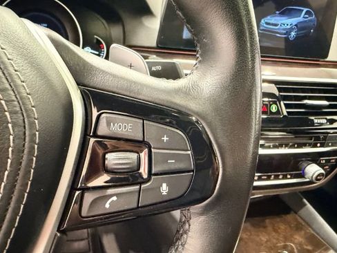 Used 2017 BMW 530i xDrive w/ Driving Assistance Package AWD/4WD image 37