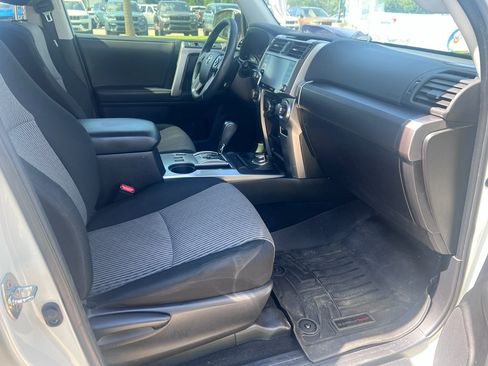 Used 2023 Toyota 4Runner SR5 AWD/4WD image 14