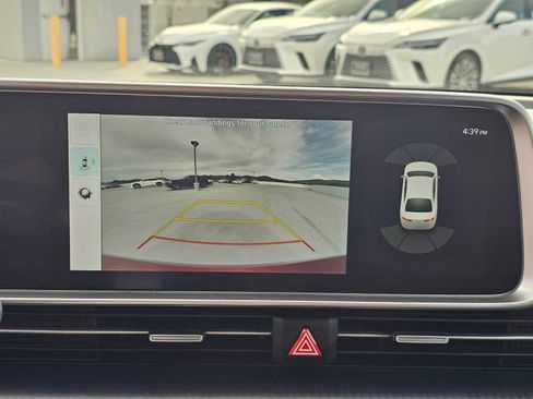 Used 2024 Hyundai Ioniq 6 SE RWD image 26