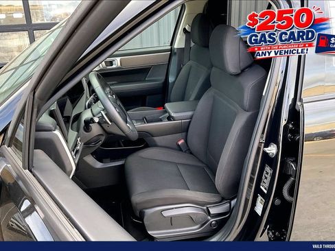 Used 2024 Hyundai Santa Fe SE FWD image 24