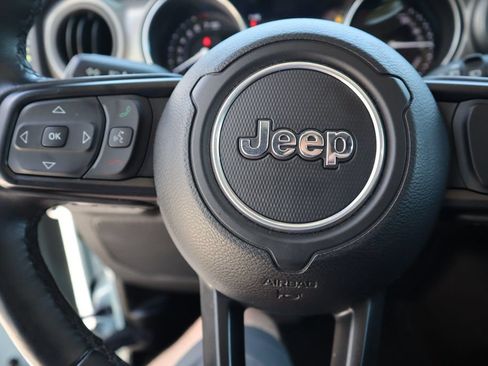 Used 2023 Jeep Wrangler Unlimited w/ Cold Weather Group AWD/4WD image 25