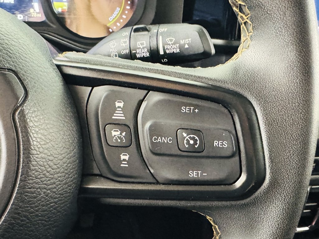 Used 2024 Jeep Wrangler Unlimited AWD/4WD image 12