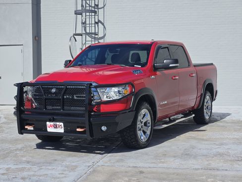 Used 2019 RAM 1500 Big Horn image 3