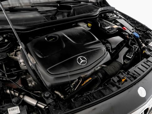 Used 2016 Mercedes-Benz GLA 250 image 49