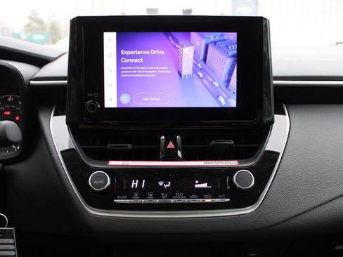 Used 2025 Toyota Corolla LE image 11