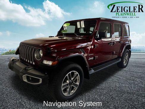 Used 2022 Jeep Wrangler Unlimited Sahara w/ Dual Top Group AWD/4WD image 2