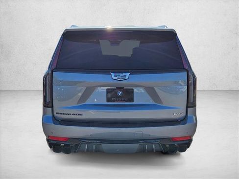 Used 2024 Cadillac Escalade V w/ LPO, ONYX Package image 7