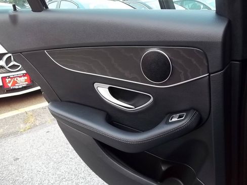 Used 2017 Mercedes-Benz C 300 4MATIC Sedan image 12
