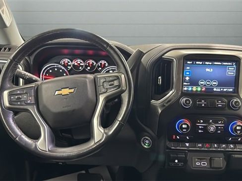 Used 2022 Chevrolet Silverado 3500 LTZ image 11