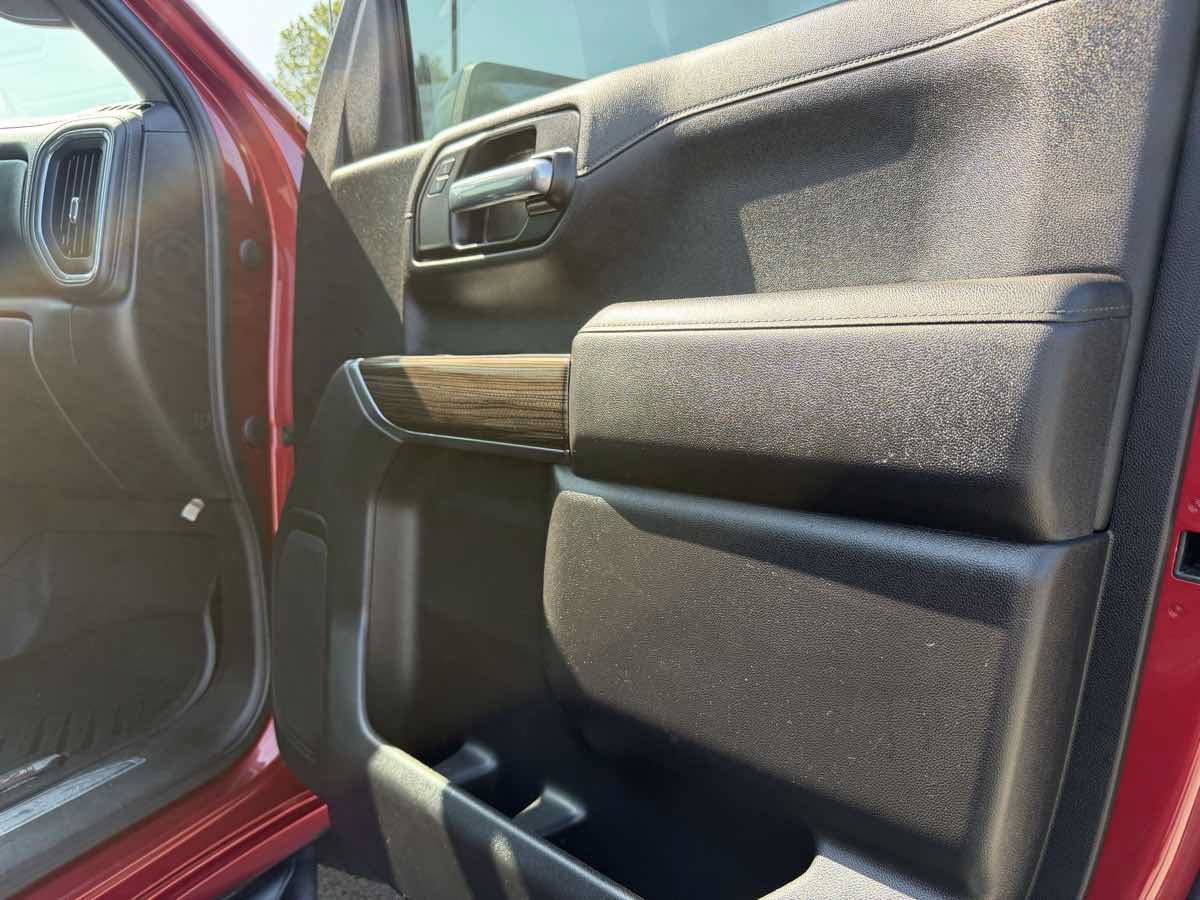 Used 2020 Chevrolet Silverado 1500 LT Trail Boss w/ Convenience Package AWD/4WD image 20