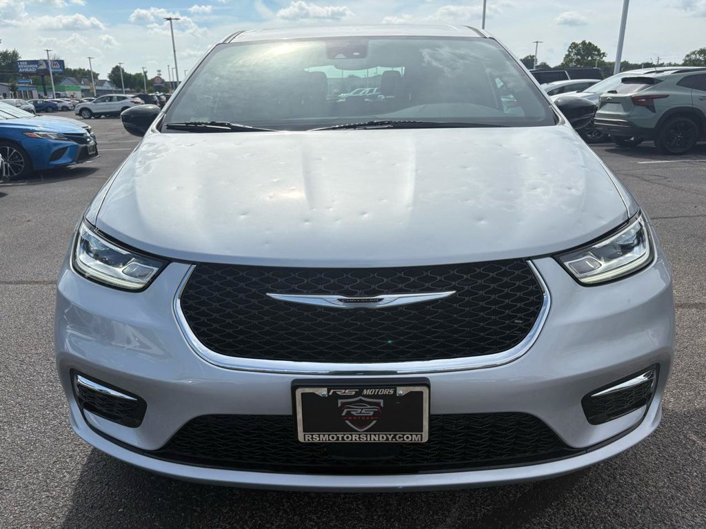 Used 2026 Chrysler Pacifica Select FWD image 9