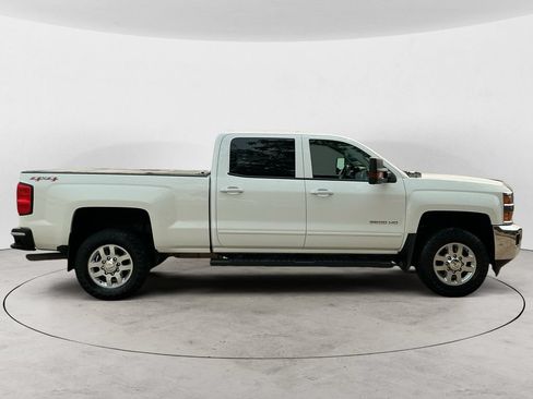 Used 2015 Chevrolet Silverado 3500 LT w/ LT Convenience Package AWD/4WD image 4