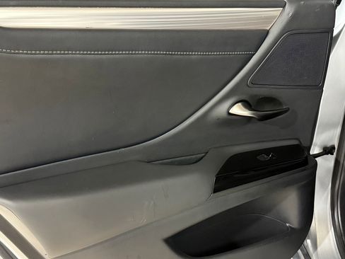 Used 2022 Lexus ES 350 F Sport image 38