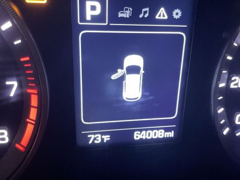 Used 2018 Hyundai Tucson SE w/ Cargo Package FWD image 15