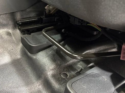 New 2025 Ford Ranger XL image 13