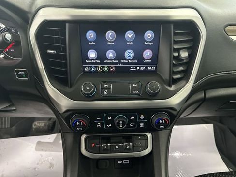 Certified 2023 GMC Acadia SLE w/ Driver Convenience Package image 15