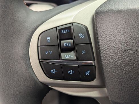 New 2026 Ford Explorer Active w/ Active Comfort Package image 12