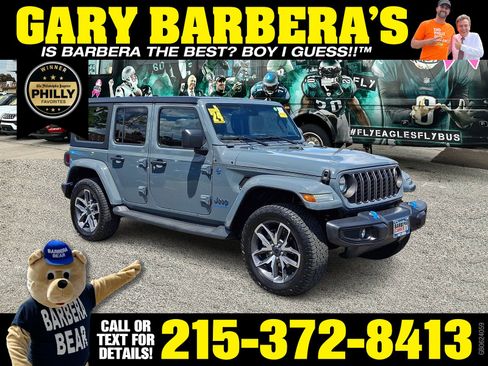 Used 2024 Jeep Wrangler Unlimited w/ Convenience Group AWD/4WD image 1