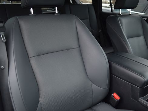 Used 2023 Lexus GX 460 Premium image 41