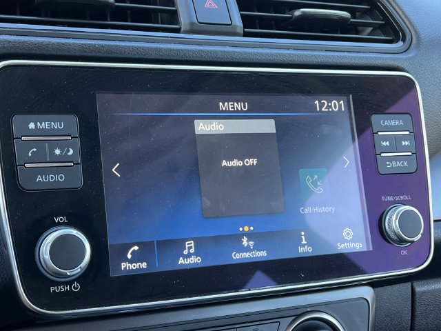 Used 2025 Nissan Leaf S FWD image 19