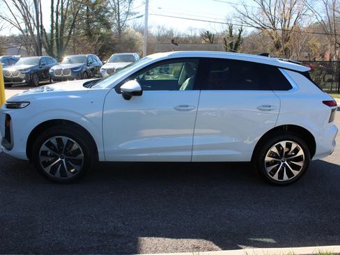 New 2026 Audi Q3 quattro 2.0T AWD/4WD image 10