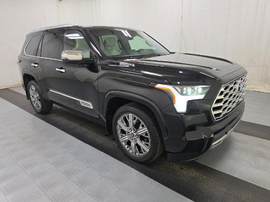 Used 2024 Toyota Sequoia Capstone AWD/4WD image 1