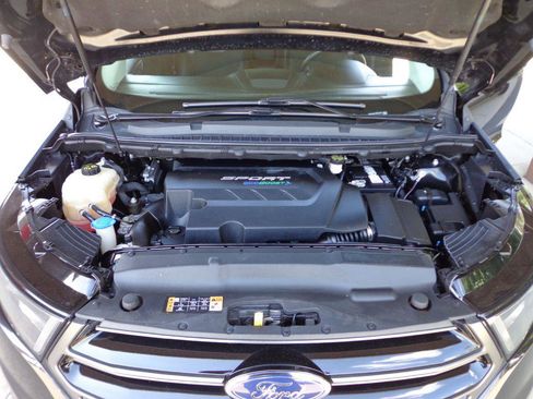 Used 2015 Ford Edge Sport w/ Equipment Group 401A AWD/4WD image 12